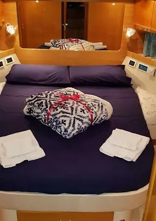 Botel Yacht Forio Ischia